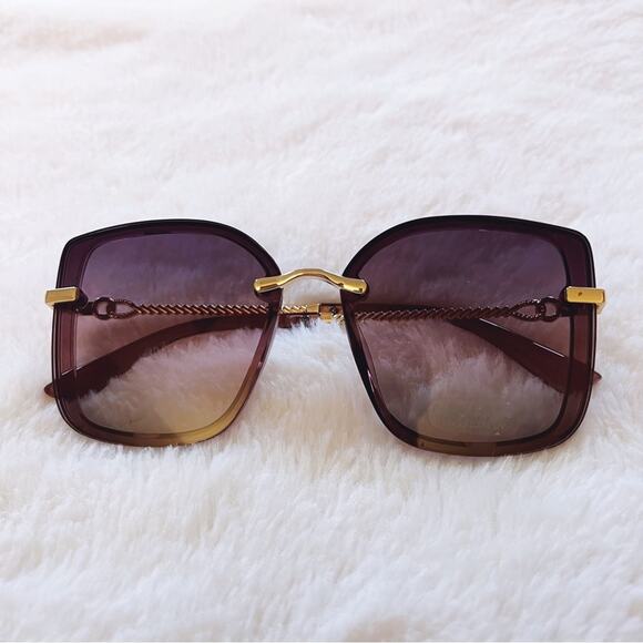 Gia Clear Dark Purple Chain Link Oversized Sunglasses - Picture 1 of 11